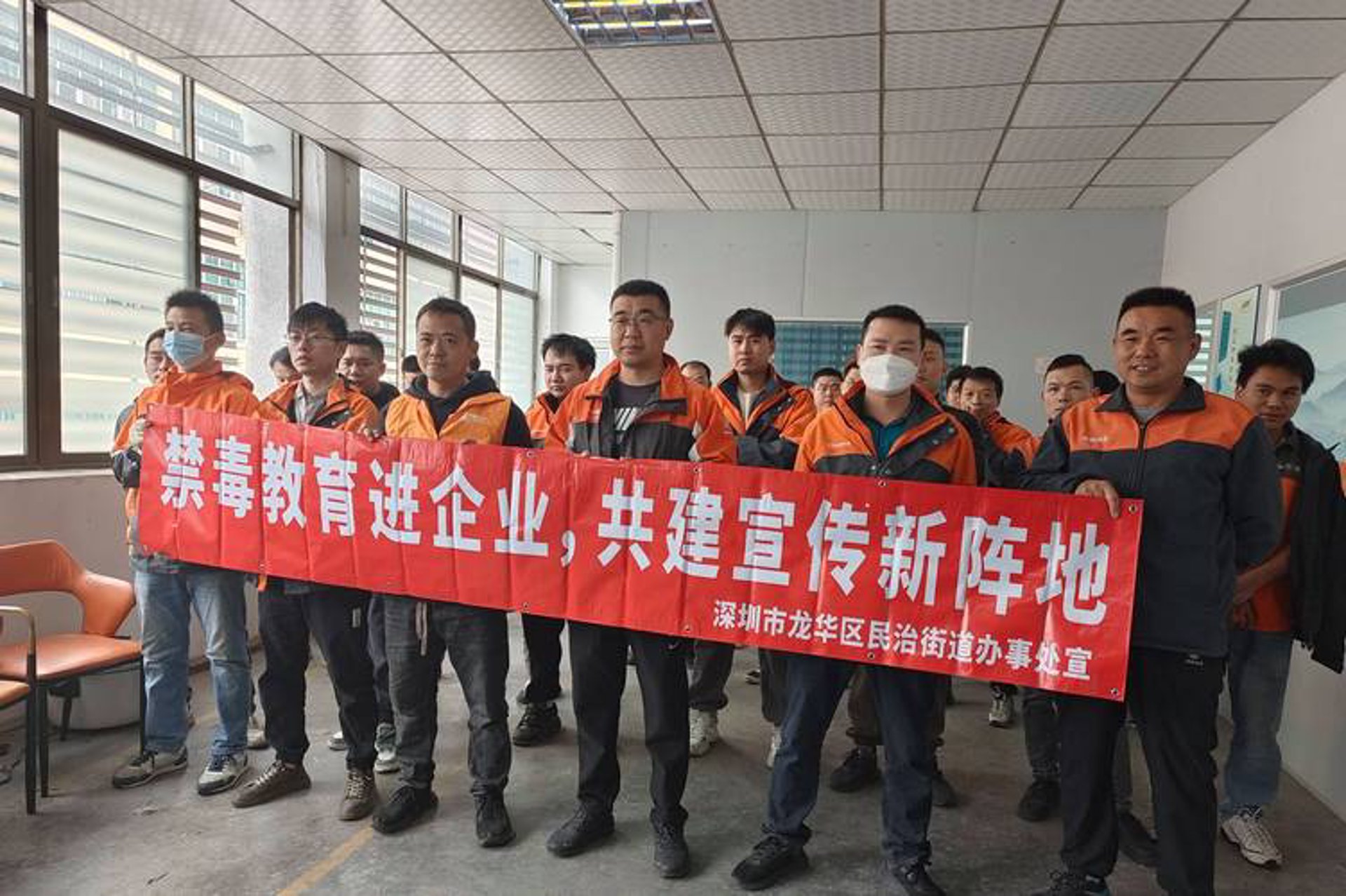 天天向上拓展培训